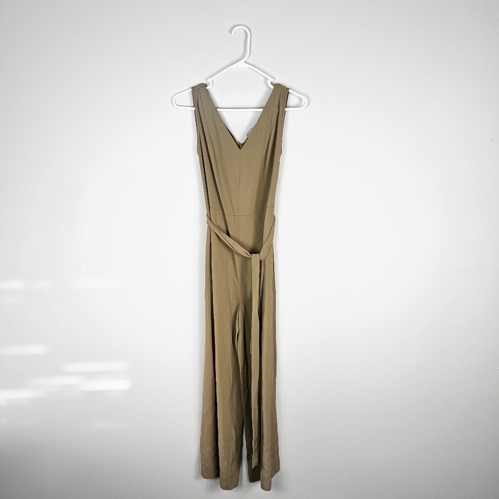 Everlane Japanese GoWeave Essentials Jumpsuit in Olive Green - Picture 2 of 9